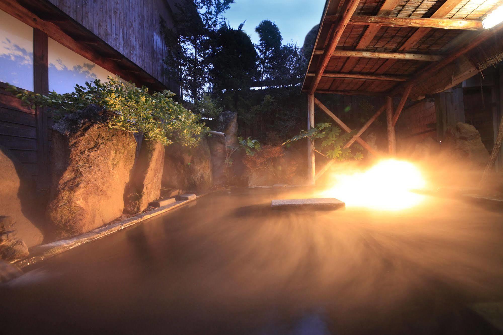 Yudanaka Seifuso Hotel Yamanouchi  Bagian luar foto